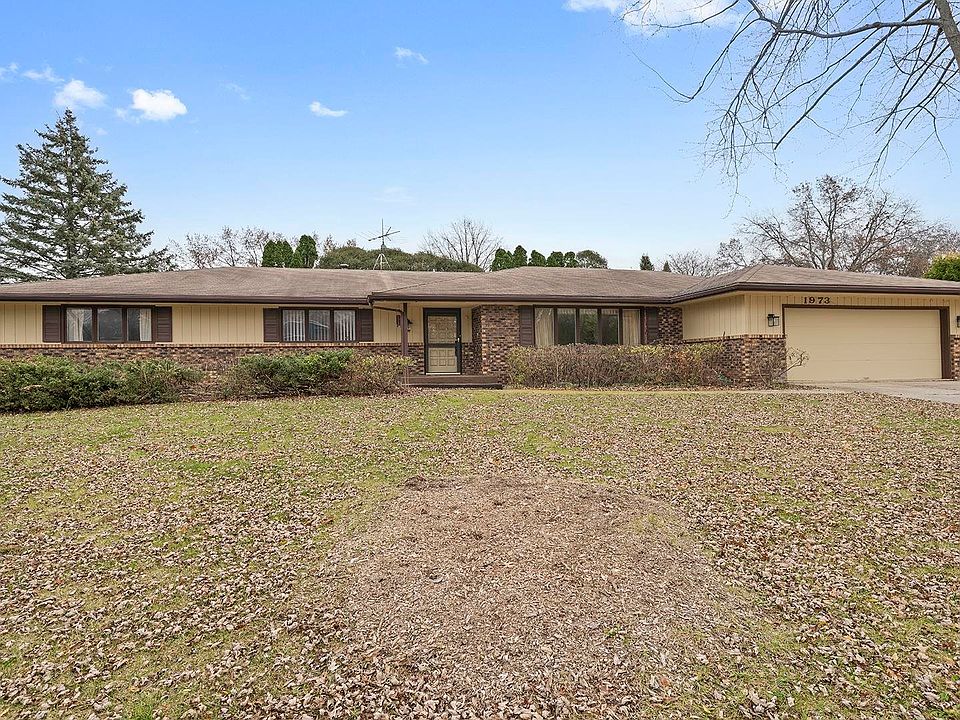 1st image of 1973 Sweetbriar Ln