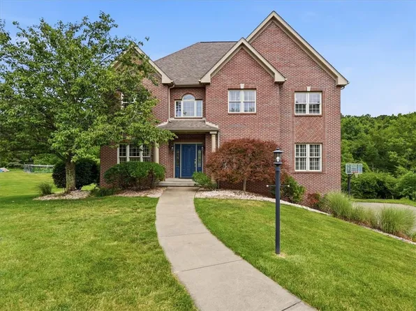 310 Barberry Ct, Mars, PA 16046