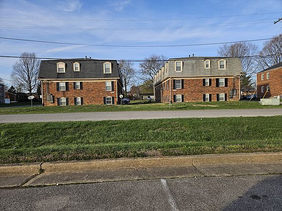 5th image of 4403 Landside Dr APT 1