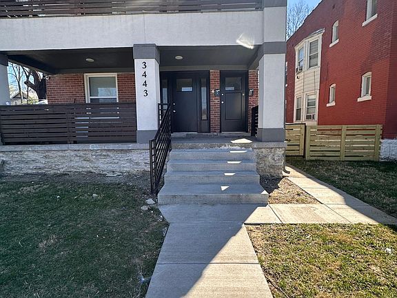 2nd image of 3443 E 6th St APT 2