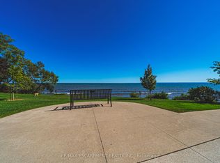 5250 Lakeshore Rd #1009, Burlington, ON L7L 5L2