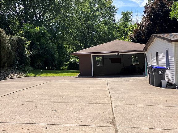 5th image of 314 Kelso Dr