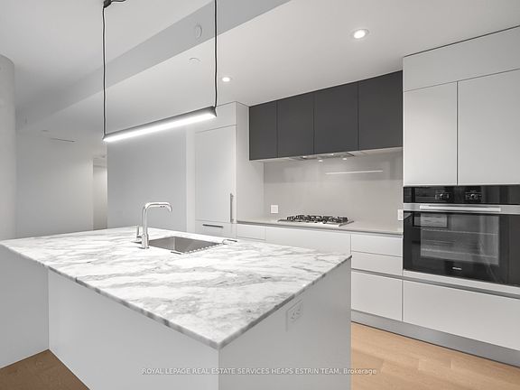 5th image of 1414 Bayview Ave #606