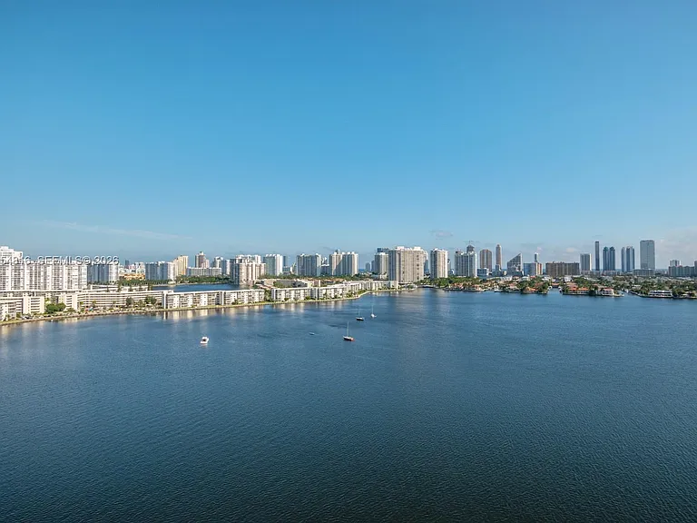 17301 Biscayne Blvd #1609 — Photo 10