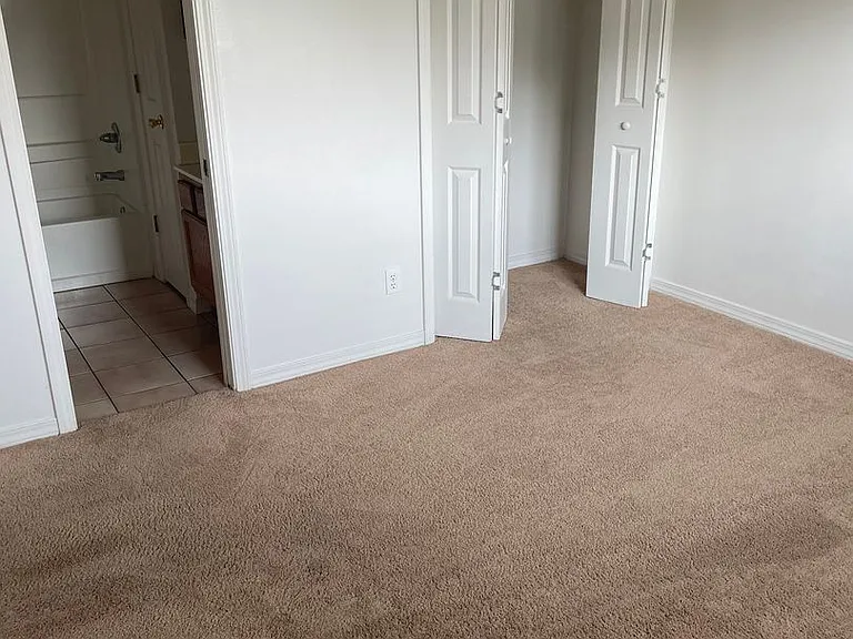 563 Florosa Ct — Photo 11