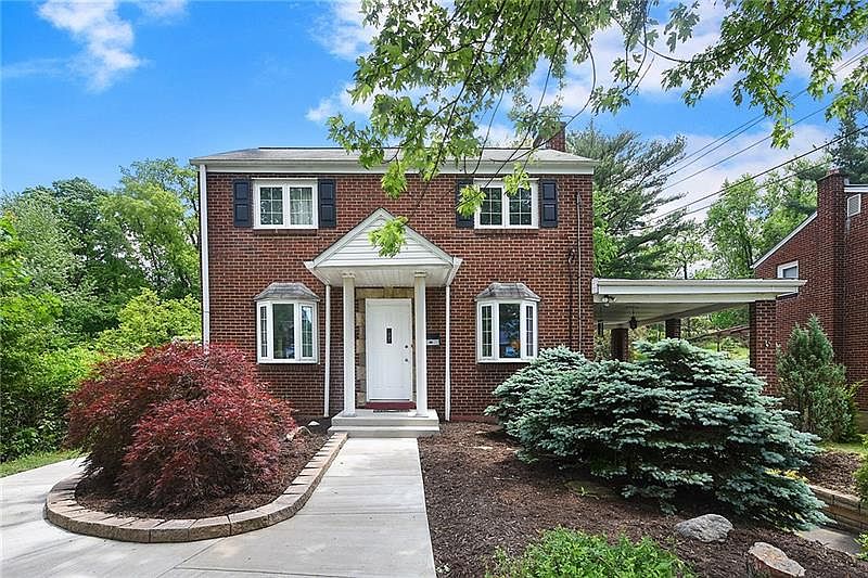 1st image of 336 Woodhaven Dr