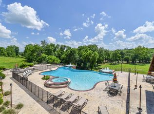 621 S Wood Haven Rd, Nixa, MO 65714