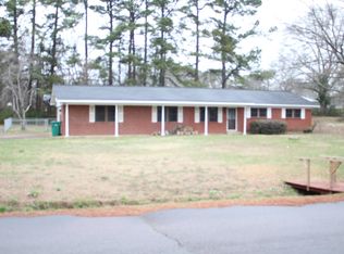 814 W Oak St, Nashville, AR 71852