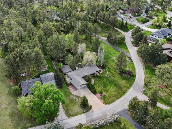 225 N Berry Pine Rd, Rapid City, SD 57702