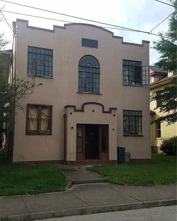 1st image of 209 Beauregard St