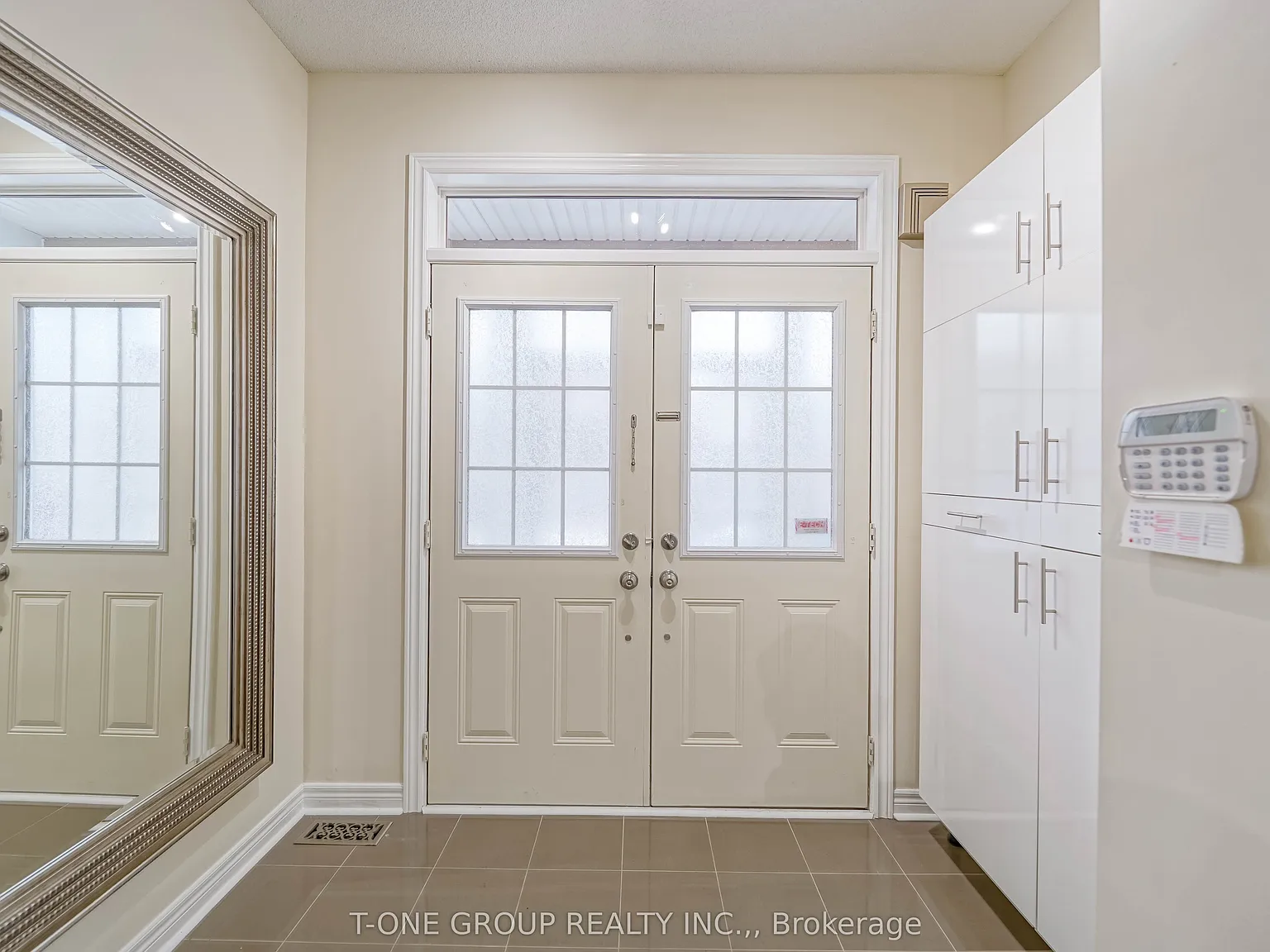 4 bed, $4,600 — Photo 3