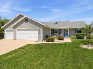 1532 Montclair PLACE, Fort Atkinson, WI 53538