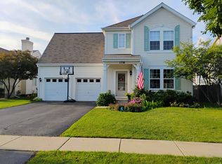 178 W Hampton Dr, Round Lake, IL 60073