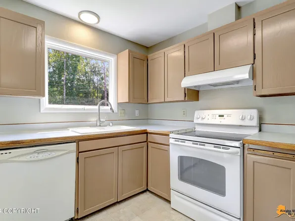 7540 E 20th Ave, Anchorage, AK 99504