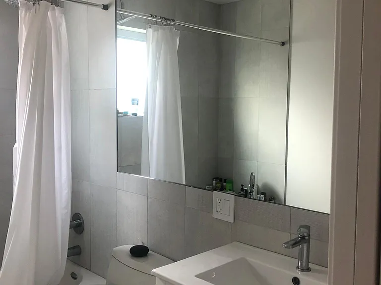 4514 N Harding Ave #2 — Photo 6