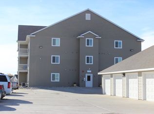 2875 36th Ave S APT 9, Grand Forks, ND 58201