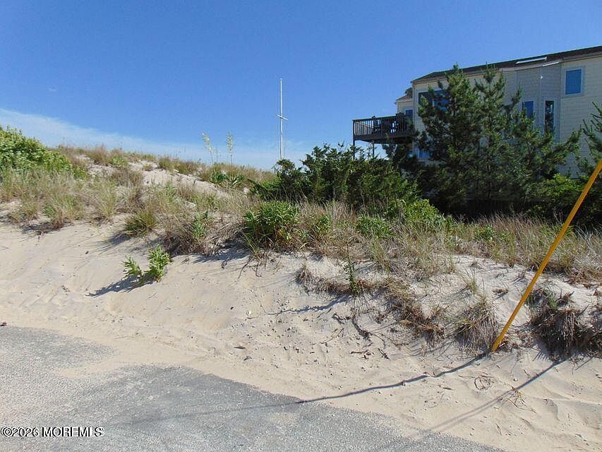 1st image of 206 E 20th Street