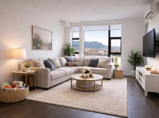 2446 Shaughnessy St #501, Pt Coquitlam, BC