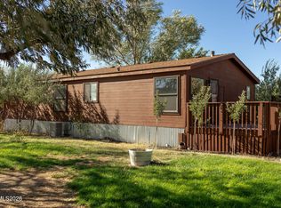 1351 W Spruce St, Silver Springs, NV 89429