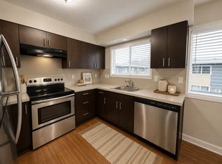 12702 E Burnside St #18, Portland, OR 97233