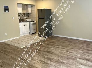 2901 E 10th St APT 14, Long Beach, CA 90804