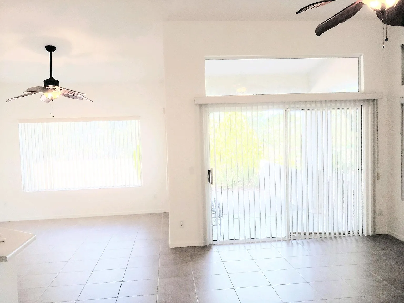2 bed, 1277 sqft, $2,350 — Photo 2