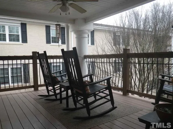 720 Bilyeu St Unit 202, Raleigh, NC 27606