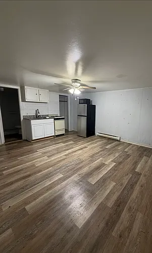 1904 Livingston St #D Photo 1