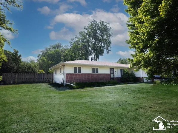 6200 Jackman Rd, Temperance, MI 48182