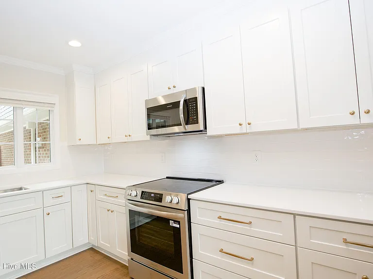 131 Racquet Ln — Photo 16