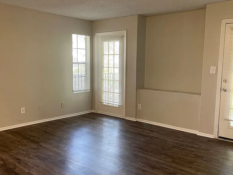238 Afton Sq #202 — Photo 7