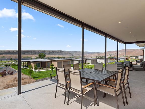 4th image of 9016 NW Tendril Ln