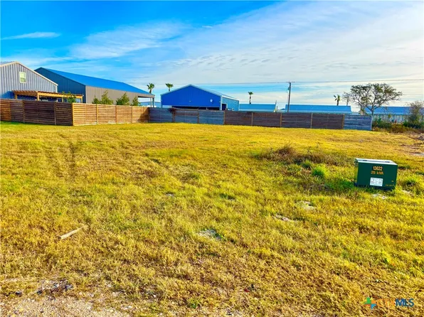 7R Marlin Azul, Pt O Connor, TX 77982