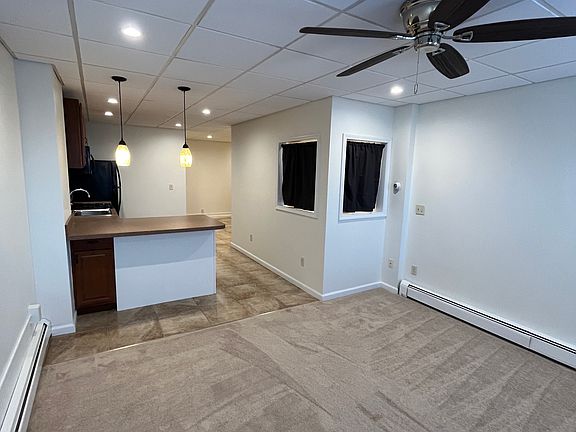 2nd image of 652 Main St #4