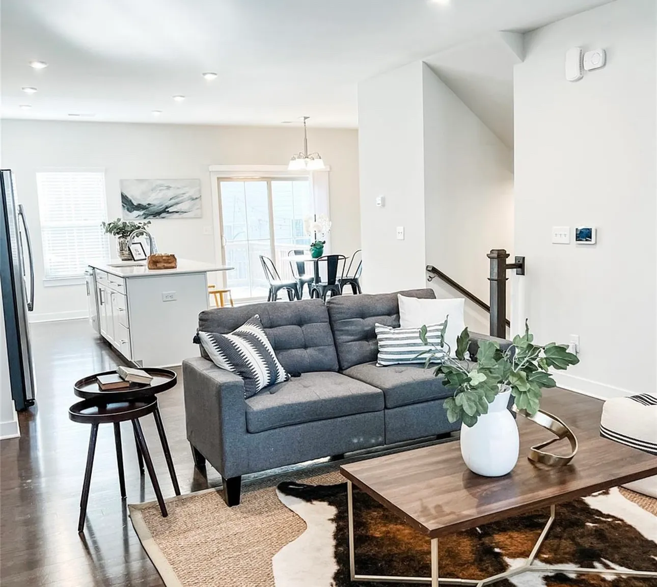 1810 Shumard Ln — Photo 2