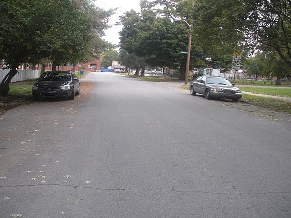 4th image of 51 S 15th St