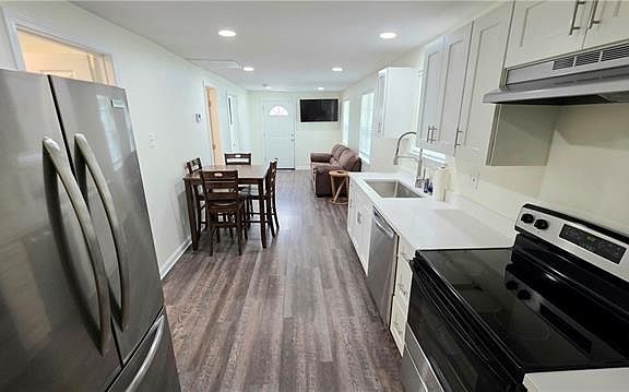 3rd image of 114 Trueil Ln