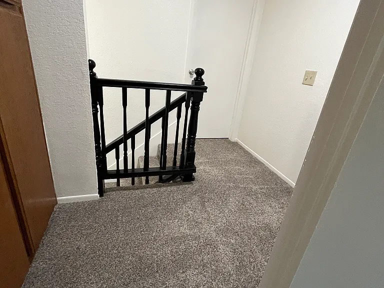 2851 Dartmouth Dr — Photo 24