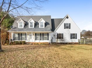 942 Cranford Hollow Rd, Columbia, TN 38401