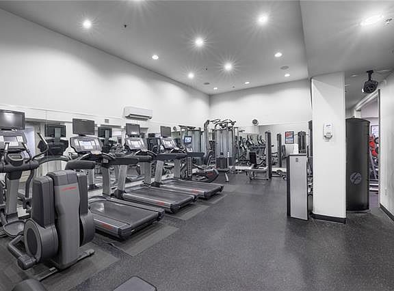 4th image of 1201 Canal St APT 258