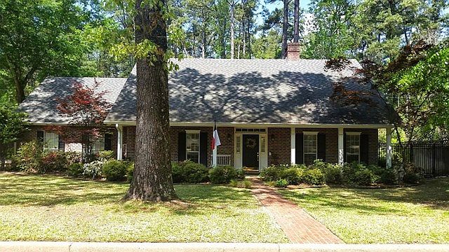 1st image of 3925 Timberwood Dr