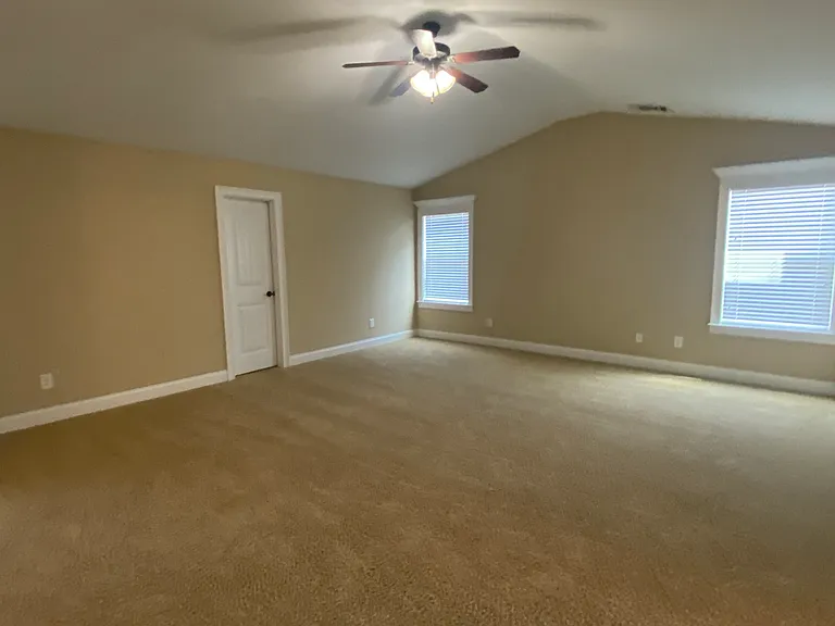 319 Haywood Dr — Photo 44