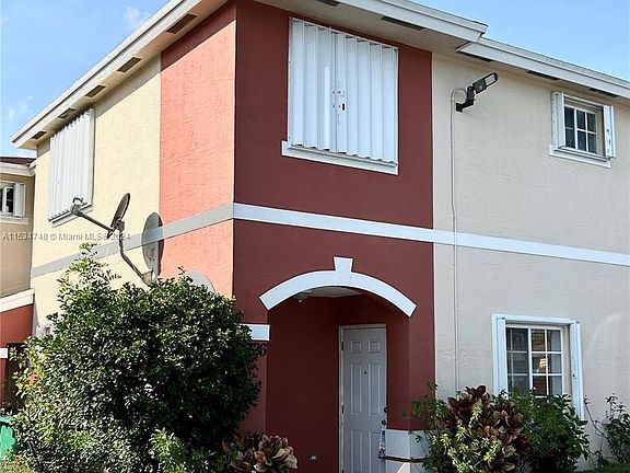 3rd image of 18726 SW 100th Ave #18726