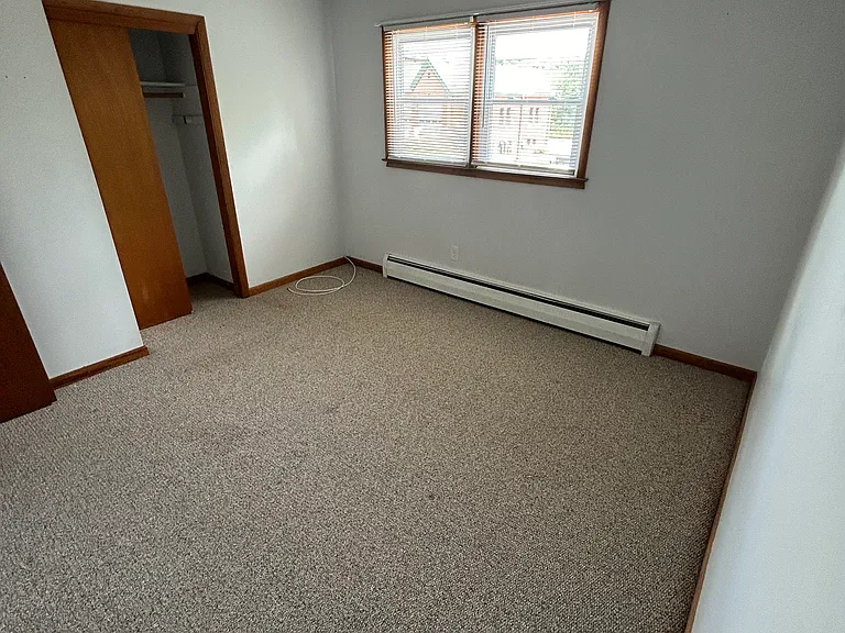 956 Main St W #1 — Photo 7