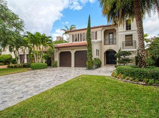 9661 Ginger Ct, Pompano Beach, FL 33076
