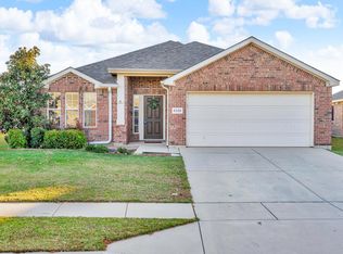 6428 Stone Lake Dr, Fort Worth, TX 76179