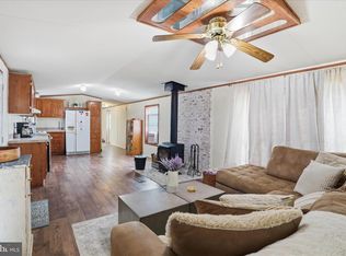 861 Royal Crest Dr, Martinsburg, WV