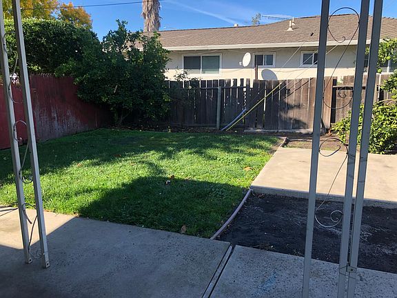 3rd image of 5741 Cahalan Ave