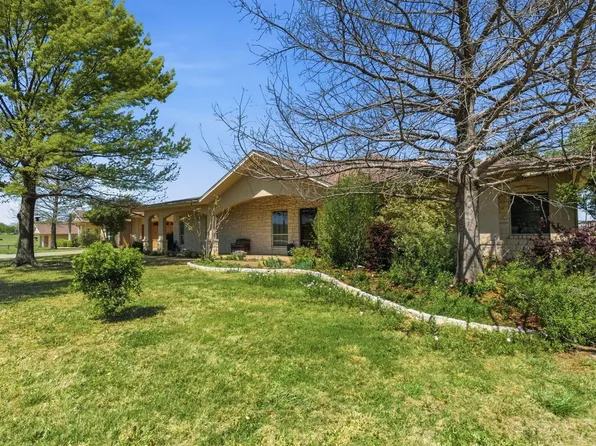 3601 Springfield Rd, Springtown, TX 76082