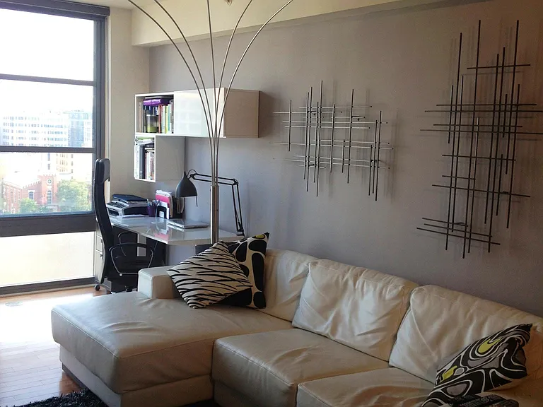 475 K St NW #1018 — Photo 8